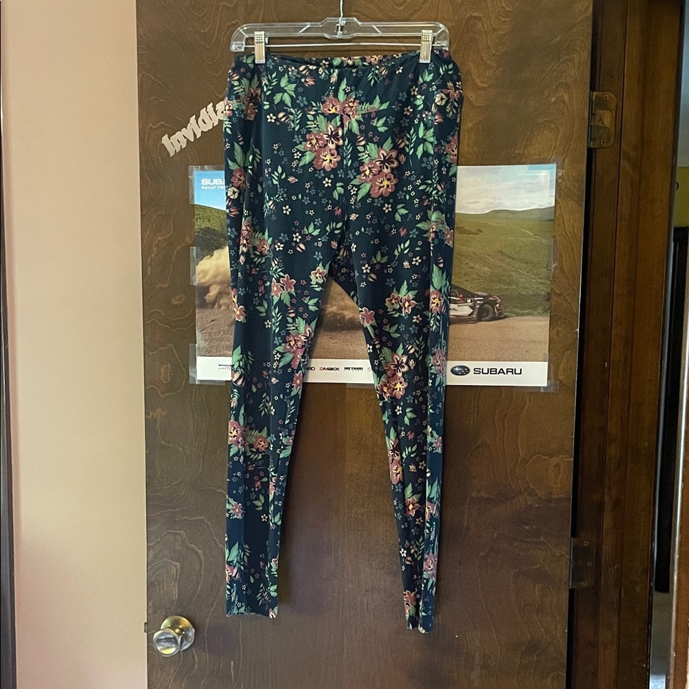 Floral women’s LuLaRoe T&C Leggings